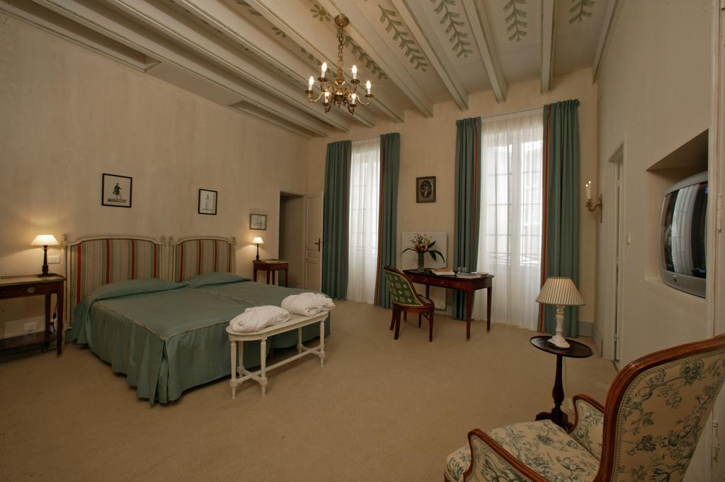 فندق Le Manoir Saint Jean الغرفة الصورة